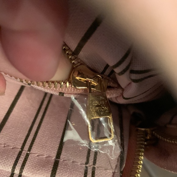 Louis Vuitton Sorbonne Empreinte Leather Monogram Backpack in Pink USED - Picture 9 of 11